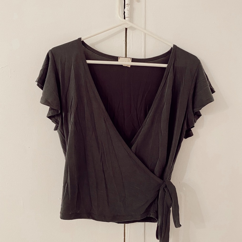 Wrap top in Grayish Blue